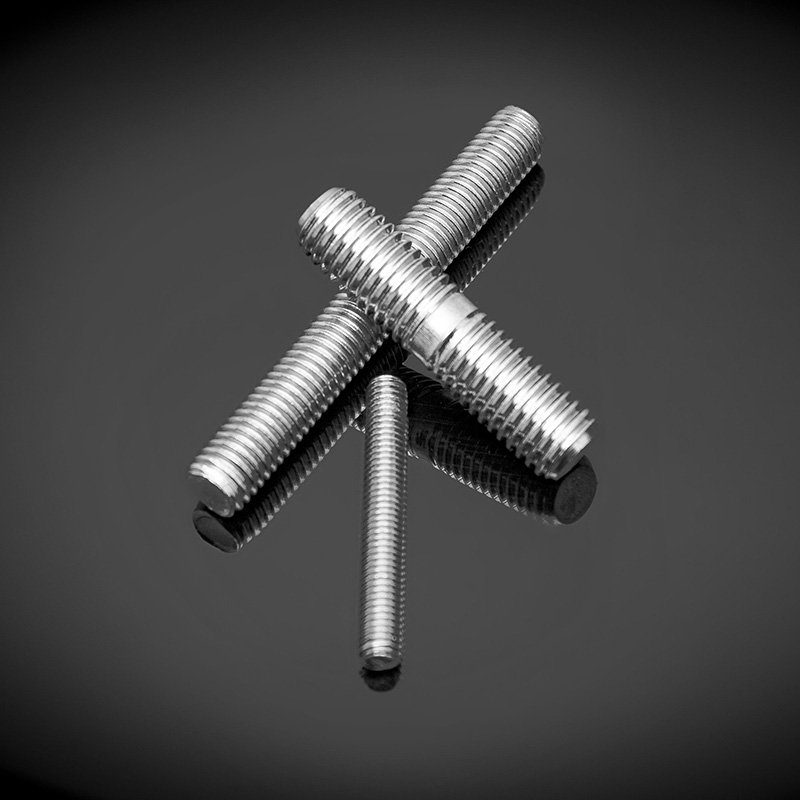 DIN 835 rozsdamentes acél kétvégű csap