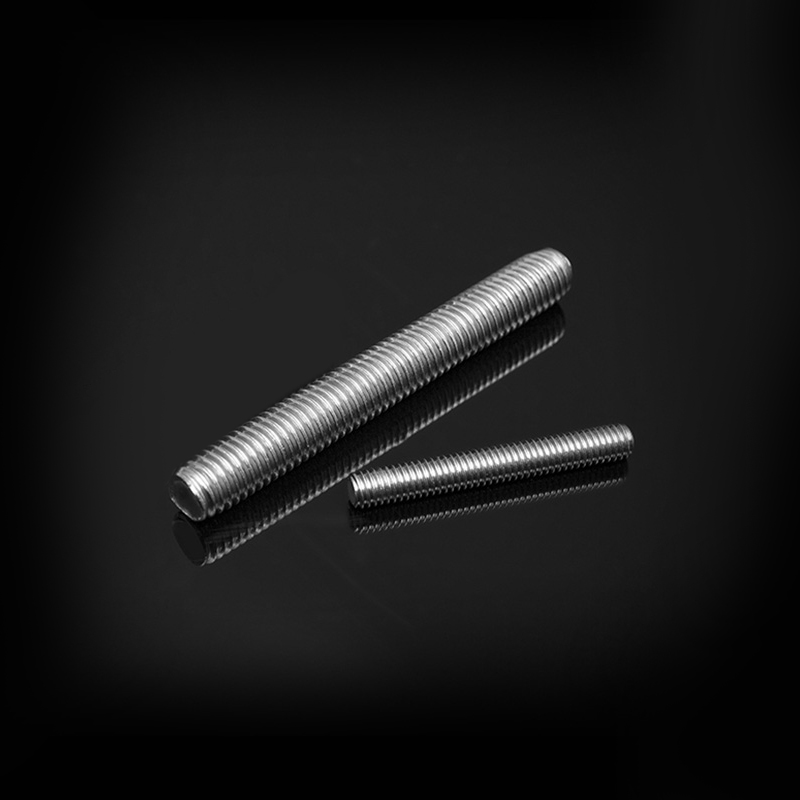 DIN976 rozsdamentes acél csapcsavarok